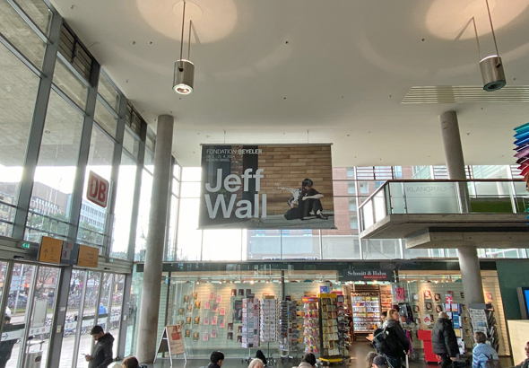 Big Banner / Bahnhof Big Banner / Bahnhof