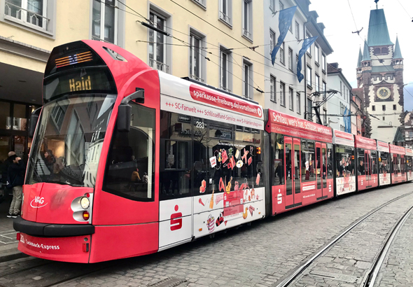 Verkehrsmittelwerbung Verkehrsmittelwerbung
