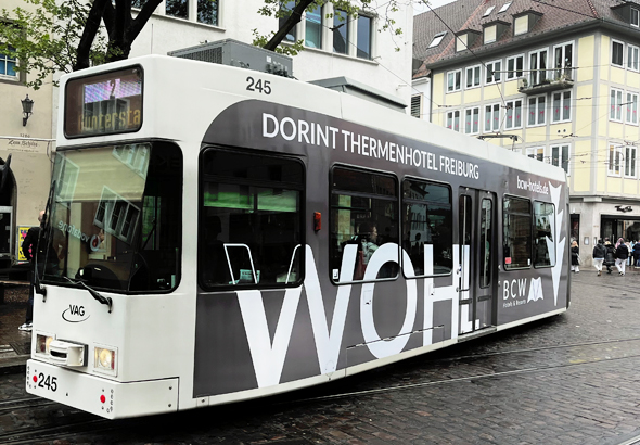 Straßenbahnwerbung Straßenbahnwerbung